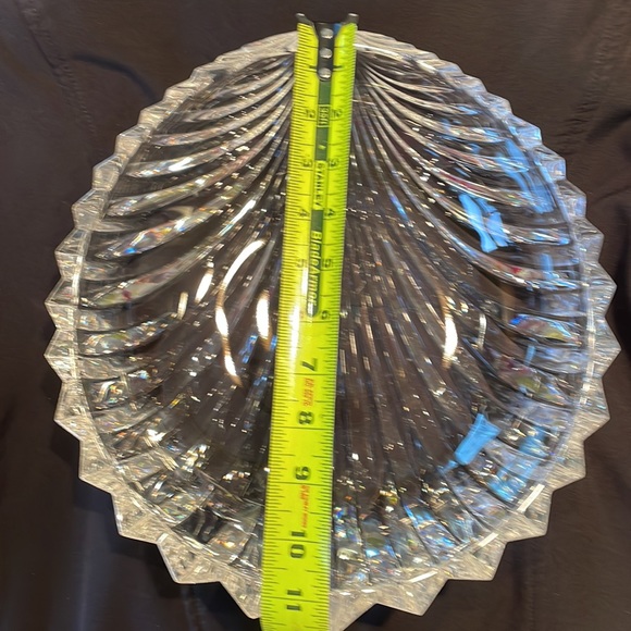 Waterford Crystal clamshell serving bowel.  Vintage, never used - Picture 4 of 5